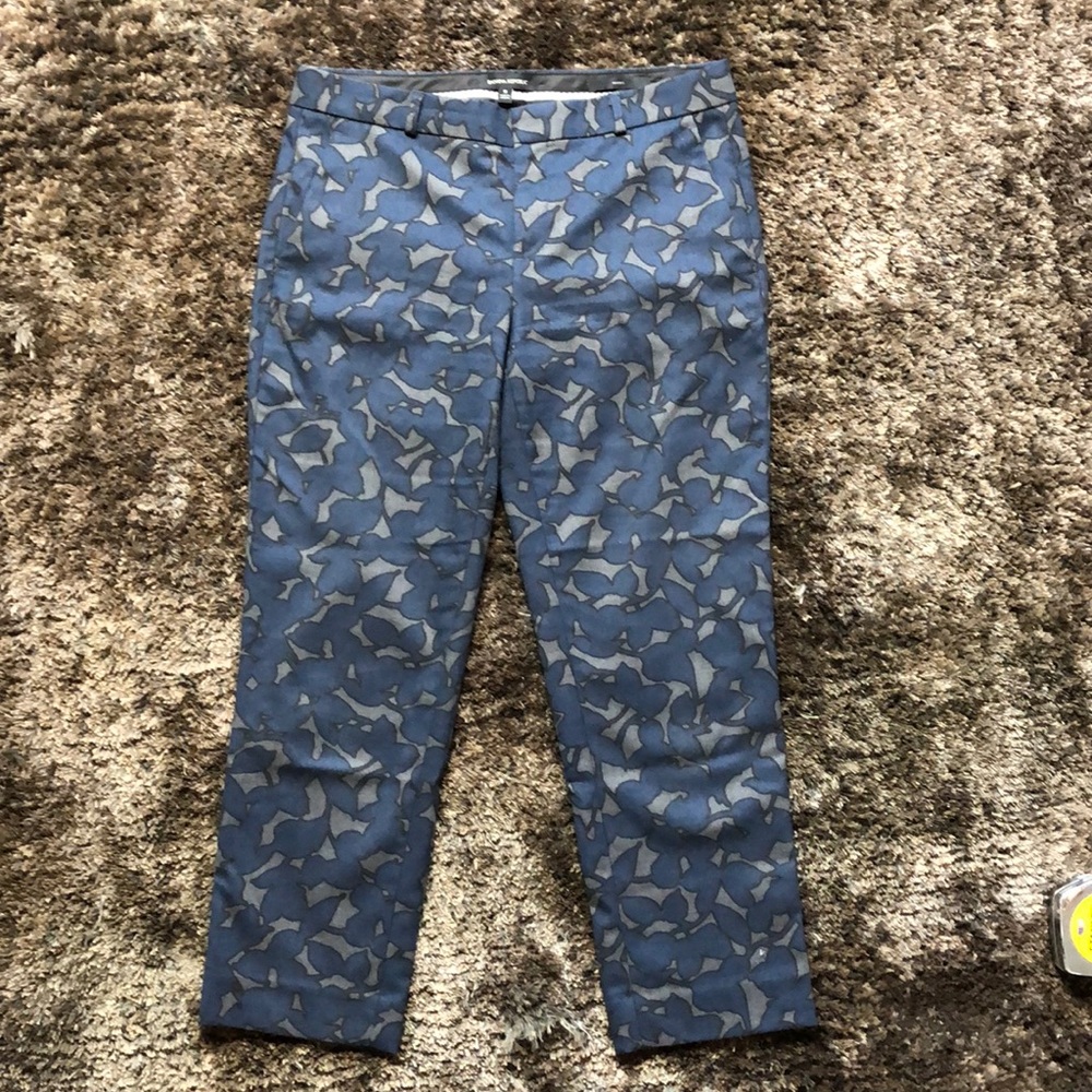 Gray w/navy & black pattern pants. 27" inseam.